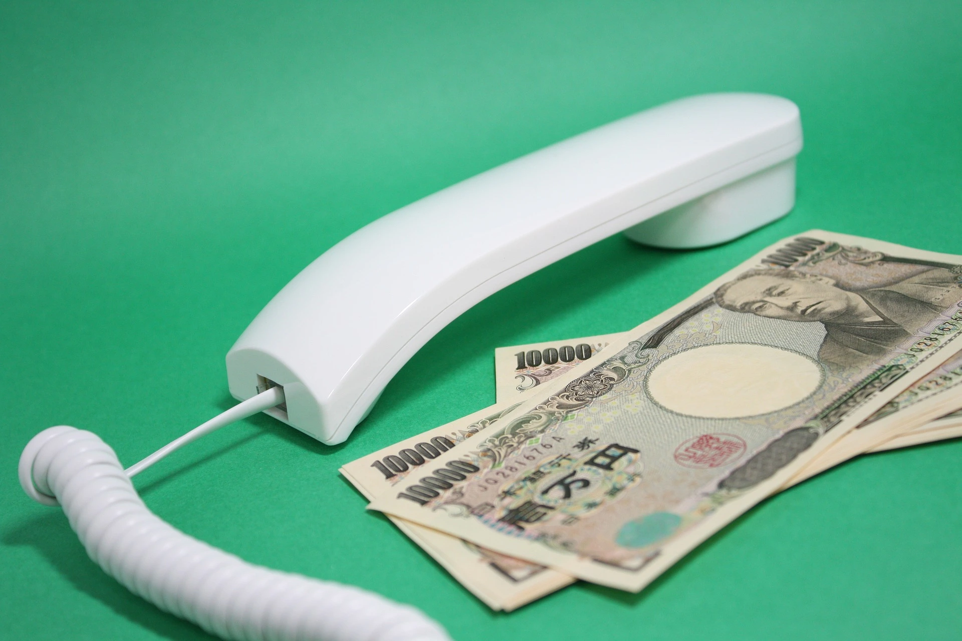 海外からの注文に少し不審な点はありますか？単に最高のものを期待するのではなく、顧客に確認のための電話をかける価値があります。