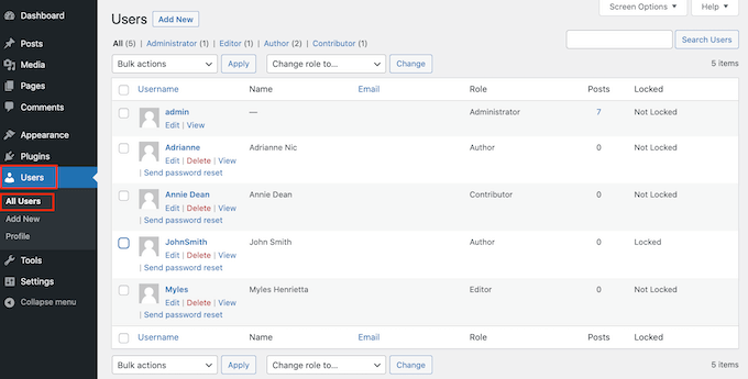 Une liste de comptes d'utilisateurs WordPress A list of WordPress user accounts