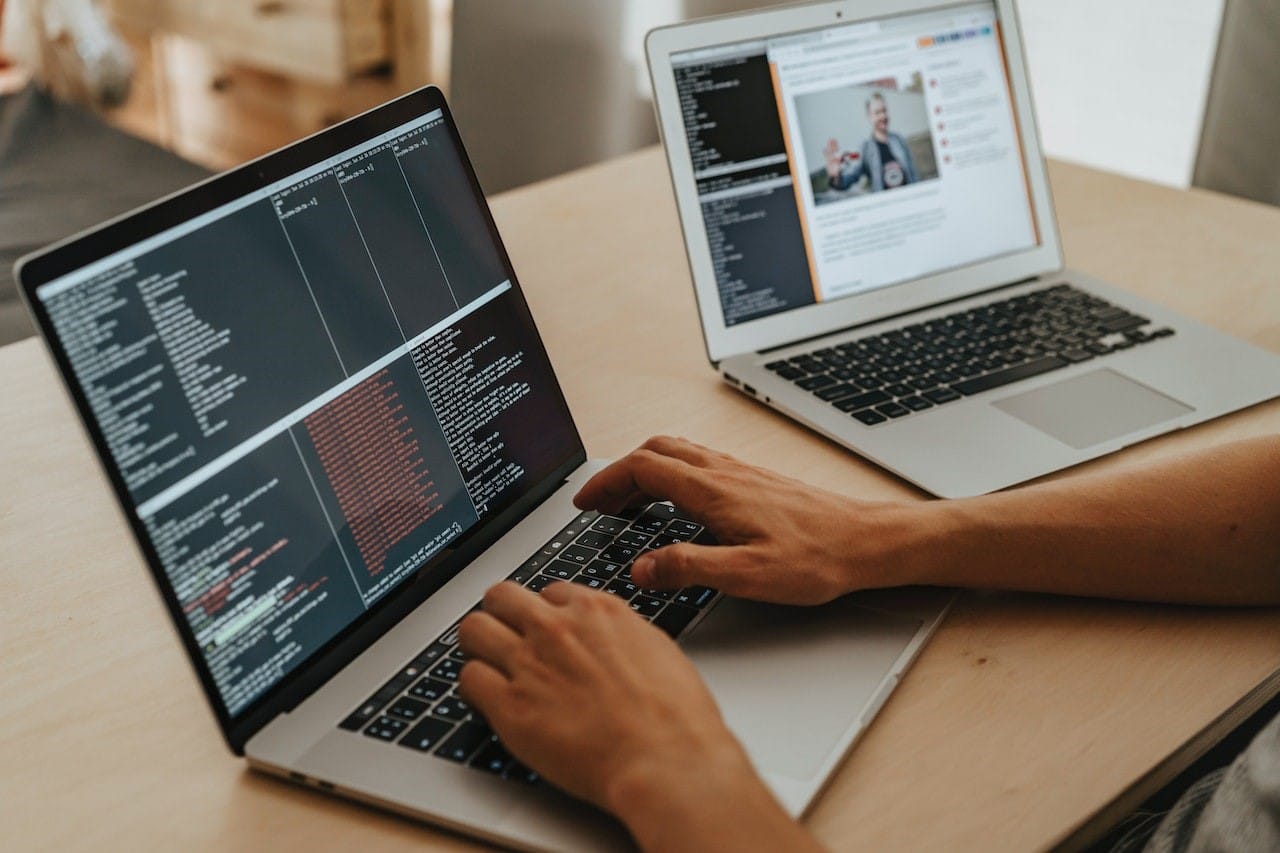 O que você deve saber ao escolher uma plataforma para qualquer site de comércio eletrônico