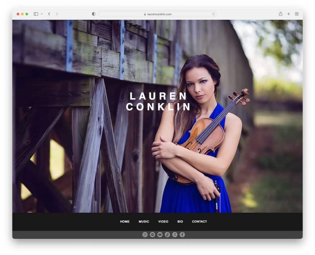 เว็บไซต์นักดนตรี Lauren Conklin