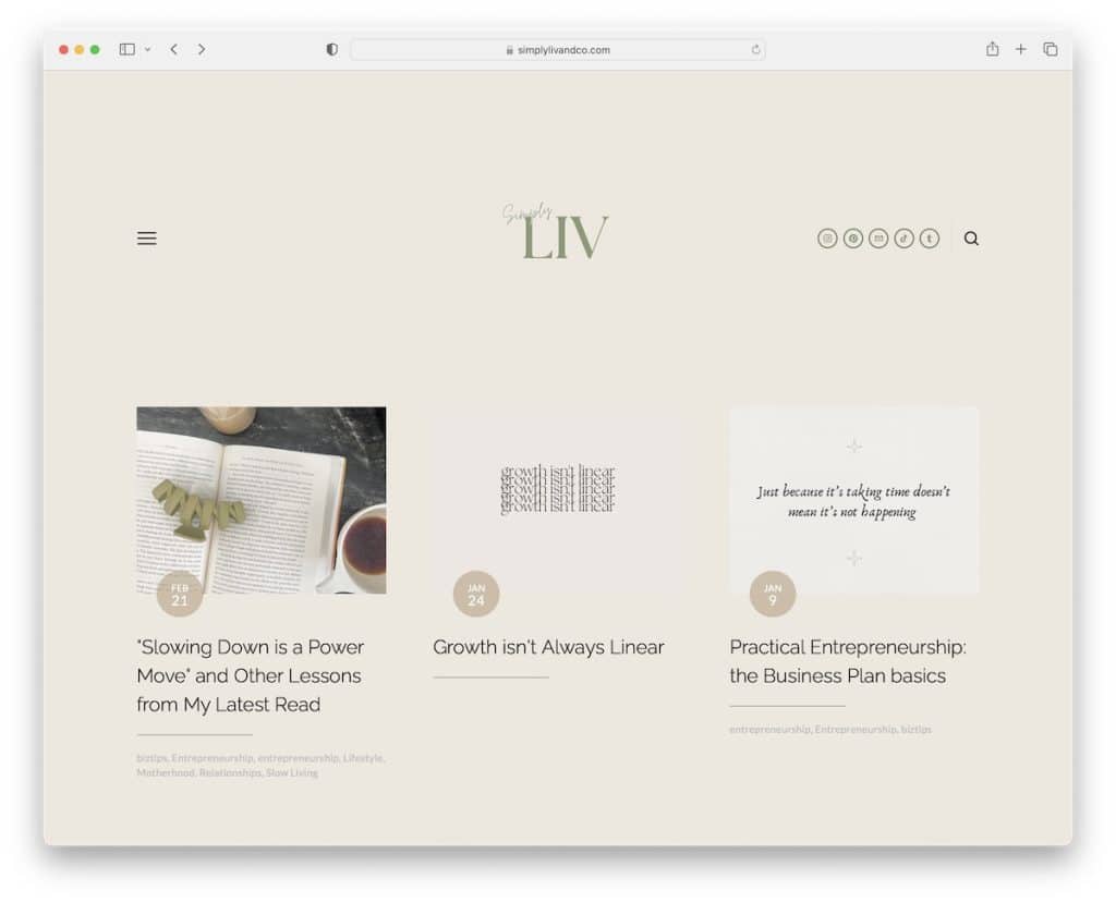 Przykład blogów liv squarespace