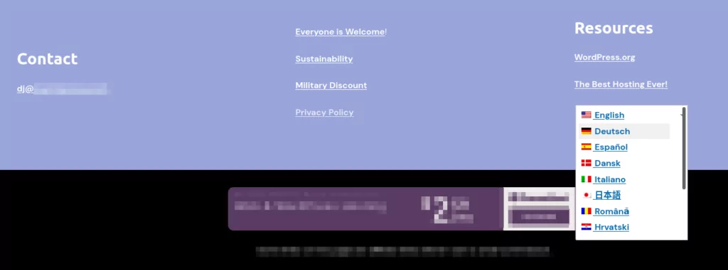 tangkapan layar footer situs WordPress dengan dropdown bahasa