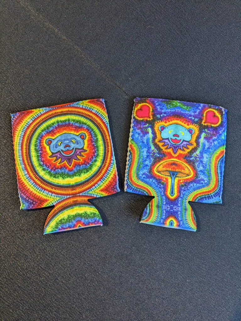 koozies de cerveza anudada psicodélicos