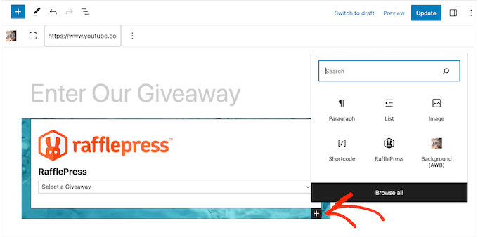 将 RafflePress 赠品块添加到视频背景 Adding a RafflePress giveaway block to a video background