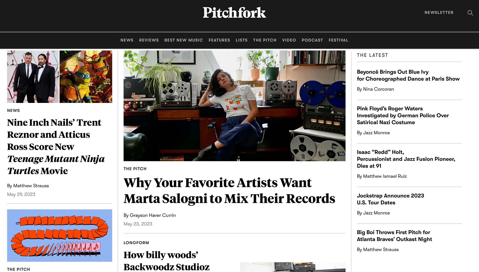 ตัวอย่าง Pitchfork ของการออกแบบเว็บในยุค 90
