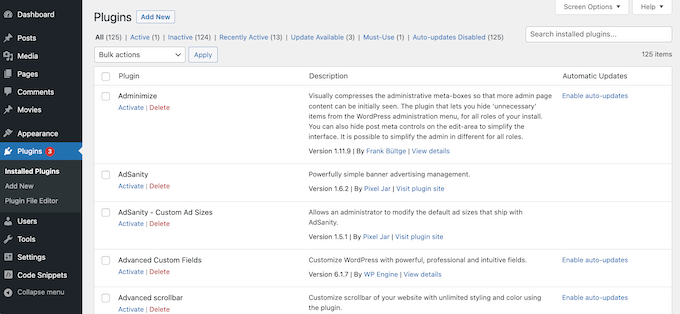 Un elenco di plugin WordPress installati, nella dashboard di WordPress A list of installed WordPress plugins, in the WordPress dashboard