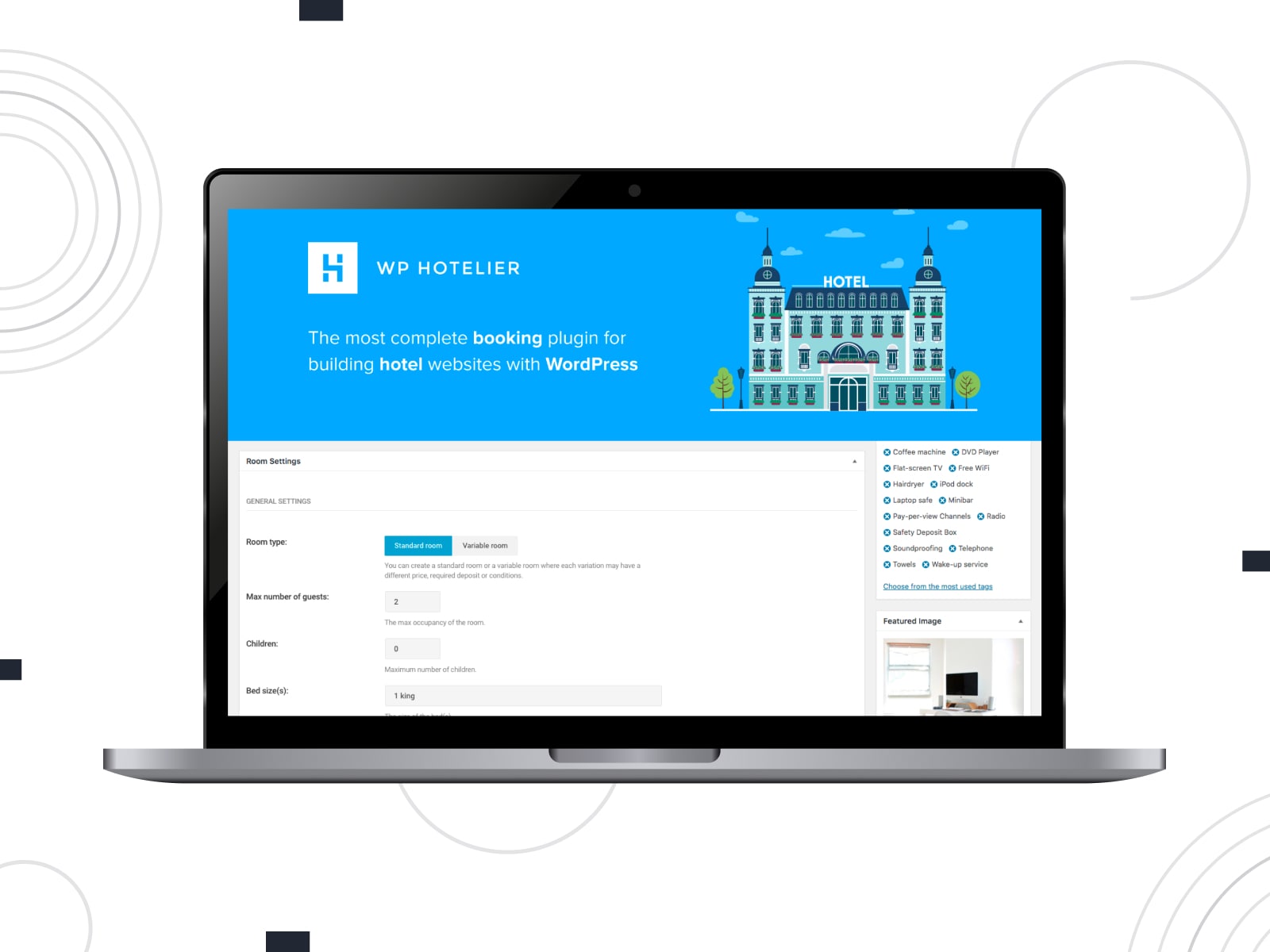 デスクトップ画面上の WP Hotelier の部屋予約 WordPress プラグイン管理ダッシュボードのコラージュ。