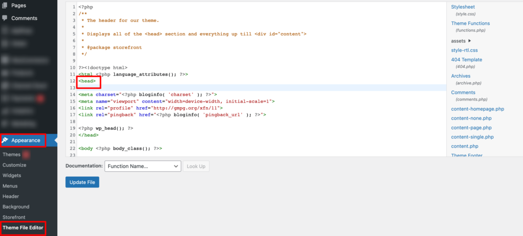 Il s'agit d'une capture d'écran qui montre où coller le code de suivi Google Analytics dans l'éditeur de fichier de thème.