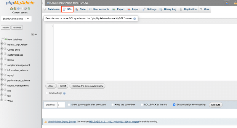用于运行命令的 SQL 选项卡 - 来源:phpMyAdmin